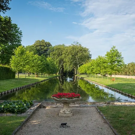 Chateau De - Relais & Chateaux Hotel 4*