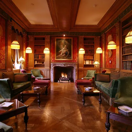 Château De Hotel 4*