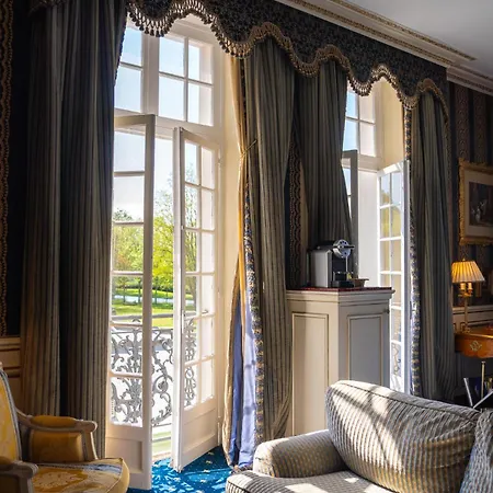 Hotel Chateau De - Relais & Chateaux 4*