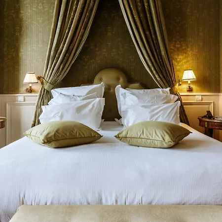 Hotel Chateau De - Relais & Chateaux 4*